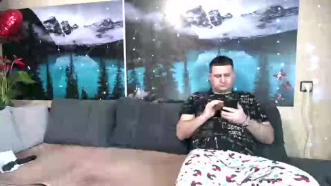 Snapshot of kleosnow chatting on March 9, 2025, 9:35 am Kleosnow online show from March 9, 2025, 9:35 am