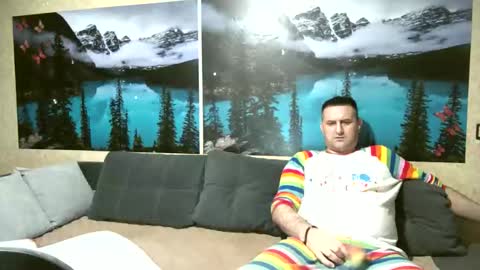 Snapshot of kleosnow chatting on September 29, 2025, 6:13 pm Kleosnow online show from September 29, 2025, 6:13 pm