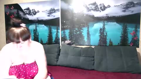 Snapshot of kleosnow chatting on October 11, 2025, 8:57 am Kleosnow online show from October 11, 2025, 8:57 am