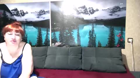 Snapshot of kleosnow chatting on November 28, 2025, 11:13 am Kleosnow online show from November 28, 2025, 11:13 am