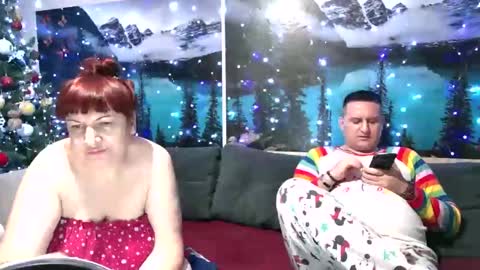 Snapshot of kleosnow chatting on January 6, 2026, 8:23 pm Kleosnow online show from January 6, 2026, 8:23 pm