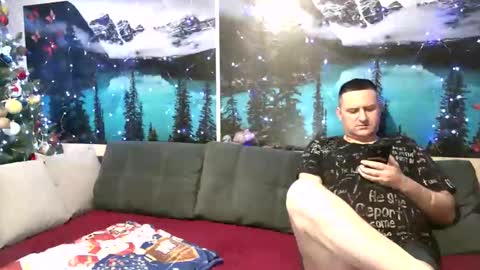 Snapshot of kleosnow chatting on February 2, 2026, 7:29 am Kleosnow online show from February 2, 2026, 7:29 am