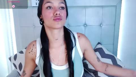 kloe__watson online show from May 12, 2026, 9:45 pm