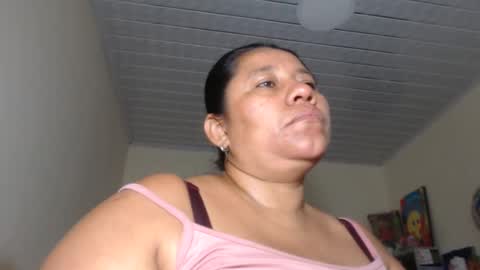 Kloe online show from October 28, 2025, 10:12 pm