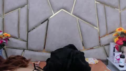 kloe online show from February 13, 2025, 4:43 am