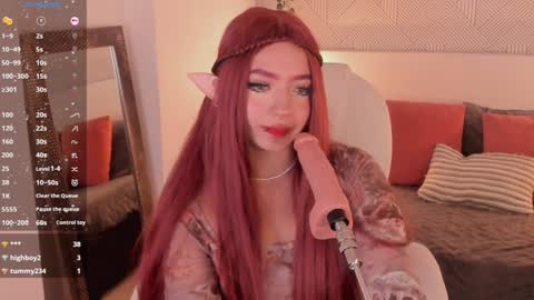 Snapshot of kloe_raize chatting on January 15, 2025, 1:23 am Kloe online show from January 15, 2025, 1:23 am