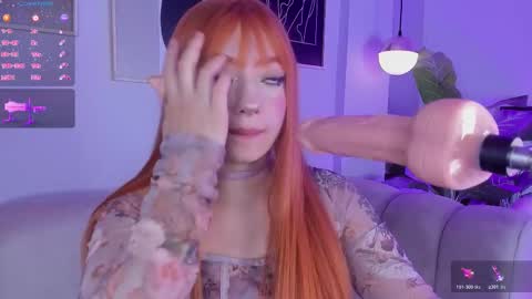 Snapshot of kloe_raize chatting on November 7, 2025, 5:29 am Kloe online show from November 7, 2025, 5:29 am