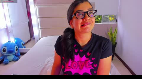 SOPHIA RIVERA online show from December 7, 2024, 12:24 pm