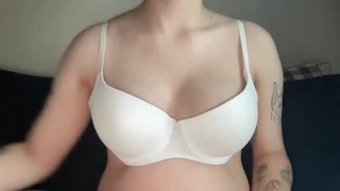 knextdoor online show from September 26, 2025, 4:44 pm