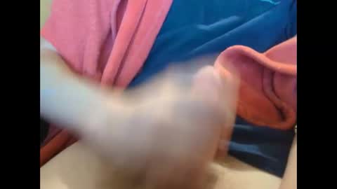 kniloc online show from March 3, 2025, 4:03 am