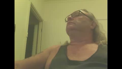 knobout online show from January 9, 2025, 1:13 pm