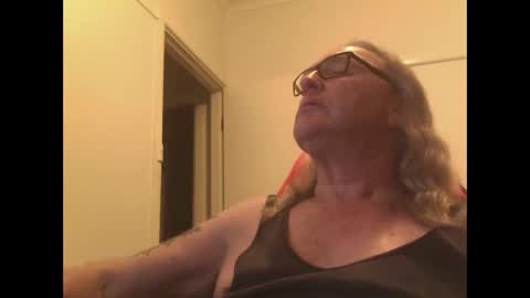 knobout online show from October 22, 2025, 10:15 am