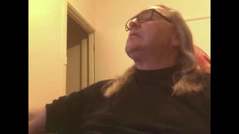 knobout online show from October 27, 2025, 8:18 am