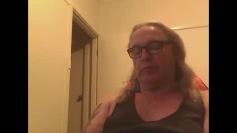 knobout online show from November 12, 2025, 10:26 am