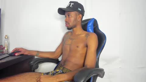 Snapshot of kofi_exotic_ chatting on February 26, 2025, 5:39 pm kofi online show from February 26, 2025, 5:39 pm