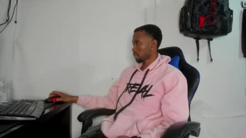 Snapshot of kofi_exotic_ chatting on May 23, 2026, 4:07 am kofi online show from May 23, 2026, 4:07 am