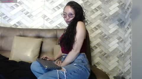 Snapshot of koko15_ chatting on May 25, 2026, 1:50 pm Koko online show from May 25, 2026, 1:50 pm