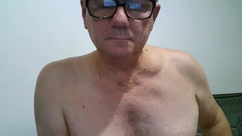 Snapshot of komputer123456789 chatting on November 20, 2025, 10:42 pm Bogdan online show from November 20, 2025, 10:42 pm