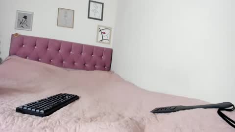 konie Diaz online show from December 7, 2024, 4:36 pm