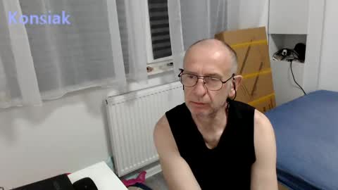 Komsiak online show from May 9, 2026, 9:09 pm