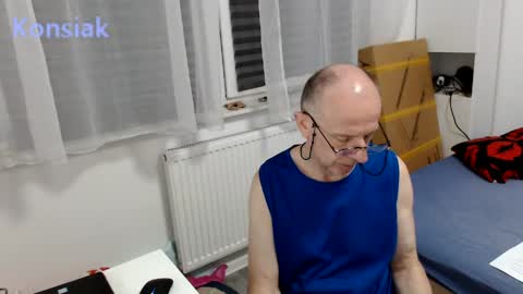 Komsiak online show from May 10, 2026, 6:24 pm