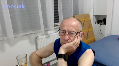 Komsiak online show from June 8, 2026, 6:41 pm