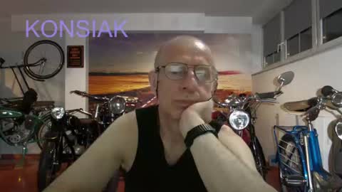 Komsiak online show from June 25, 2026, 9:52 pm
