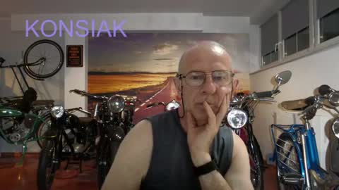 Komsiak online show from July 20, 2026, 6:21 pm