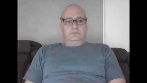 konsty17 online show from October 19, 2025, 9:59 pm