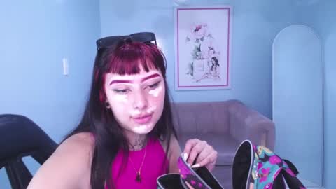 Snapshot of koraa_t chatting on September 16, 2025, 8:10 pm koraa online show from September 16, 2025, 8:10 pm