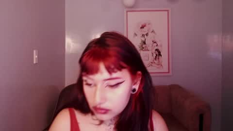 Snapshot of koraa_t chatting on September 17, 2025, 8:16 am koraa online show from September 17, 2025, 8:16 am