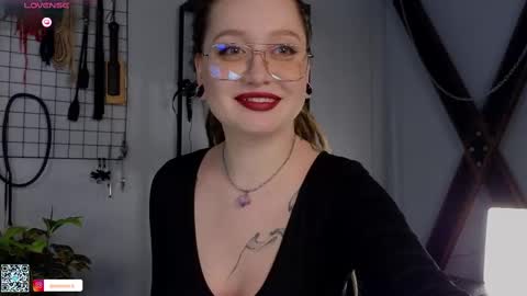 Kora       TG channel  online show from February 25, 2025, 1:28 pm