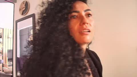 Snapshot of koral369_ chatting on June 9, 2026, 6:19 pm Koral online show from June 9, 2026, 6:19 pm