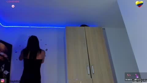 Kortneyhills - Aries online show from January 17, 2025, 10:12 pm