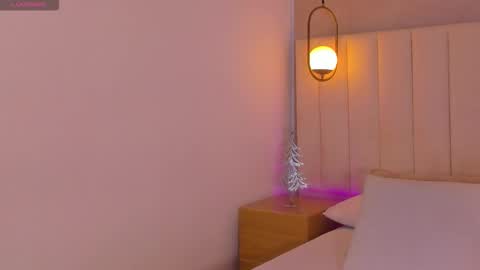 K O S M I C online show from December 16, 2025, 12:43 pm