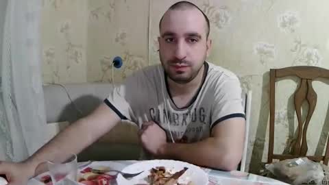 Snapshot of kostua31 chatting on November 29, 2025, 1:19 am kvg-1994 online show from November 29, 2025, 1:19 am