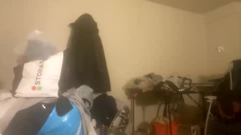 Snapshot of kotic890 chatting on April 6, 2026, 8:37 am kotic890 online show from April 6, 2026, 8:37 am