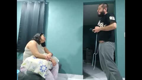 Snapshot of koto420 chatting on January 28, 2025, 5:32 am Koto Bombon online show from January 28, 2025, 5:32 am