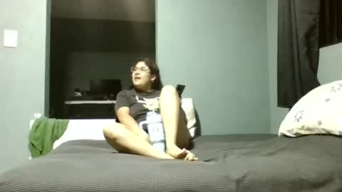 Snapshot of koto420 chatting on July 16, 2026, 4:40 am Koto Bombon online show from July 16, 2026, 4:40 am