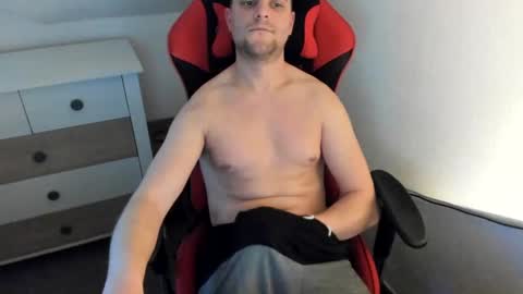 Snapshot of kozik1992 chatting on December 16, 2024, 7:48 am Bartek online show from December 16, 2024, 7:48 am