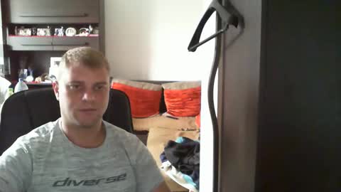 Snapshot of kozik1992 chatting on September 25, 2025, 10:08 am Bartek online show from September 25, 2025, 10:08 am