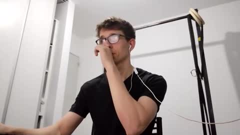 Facu online show from February 17, 2026, 6:10 am