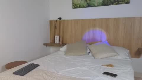 Snapshot of kris_kane chatting on October 20, 2025, 2:01 am kriss online show from October 20, 2025, 2:01 am