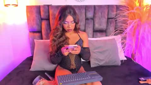 kris_kane1 online show from February 5, 2026, 10:25 pm