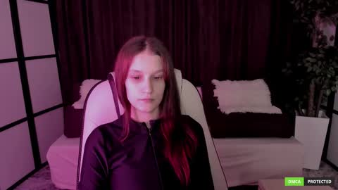 Snapshot of krisdoeil chatting on November 24, 2025, 9:31 am krisdoeil online show from November 24, 2025, 9:31 am