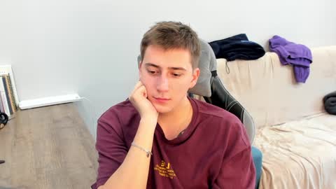 Snapshot of krishort chatting on December 9, 2024, 8:33 am krishort online show from December 9, 2024, 8:33 am