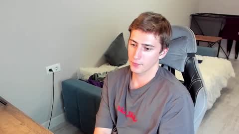 Snapshot of krishort chatting on February 27, 2025, 6:42 pm krishort online show from February 27, 2025, 6:42 pm