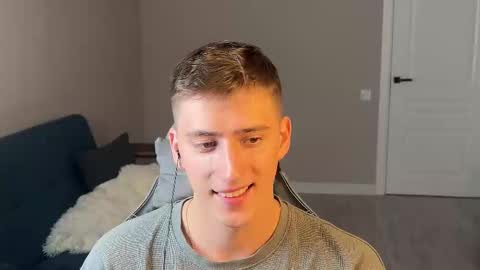 Snapshot of krishort chatting on March 7, 2025, 5:28 pm krishort online show from March 7, 2025, 5:28 pm