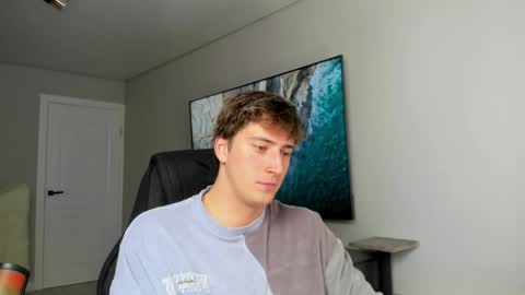 Snapshot of krishort chatting on May 8, 2026, 9:03 am krishort online show from May 8, 2026, 9:03 am