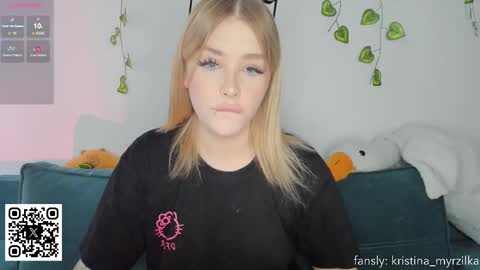 Snapshot of krisi_myrr chatting on April 29, 2026, 1:37 pm Kristina3 online show from April 29, 2026, 1:37 pm